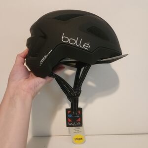 New bollé Cycling Bike Safety Gear Black Matte Small 52-55 with extra pa…